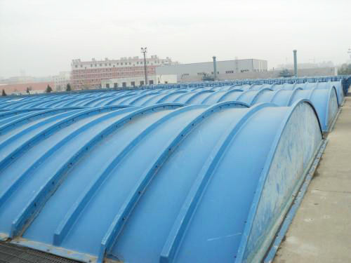 ��������ˮ���������θǰ�